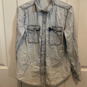 Light Jean Button Up Long Sleeve Shirt